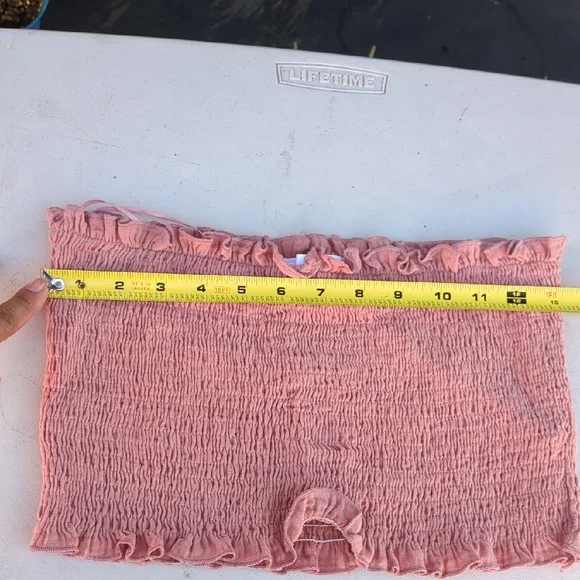 MARBLE‎ Pink Smocked Crop Top - Picture 6 of 8